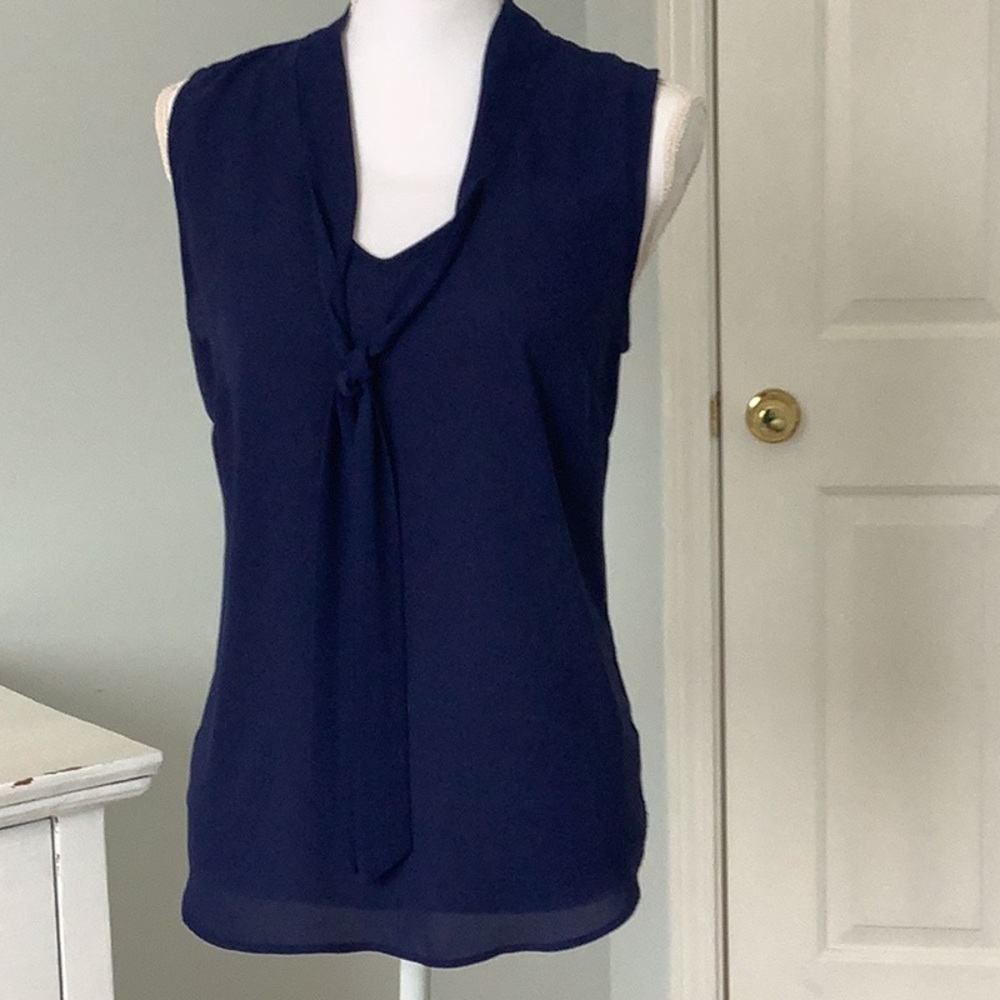 Ann Taylor front tie tank S